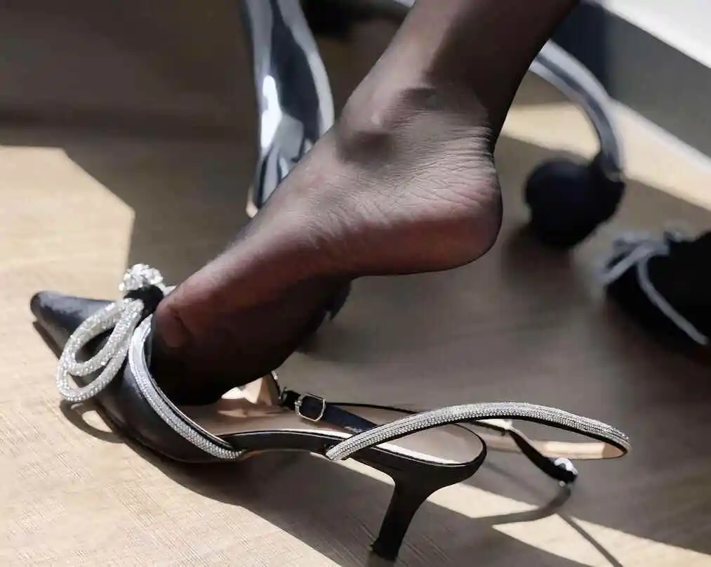 【西檬之家】圣水玩法入门：BDSM语境下的定义与安全实践